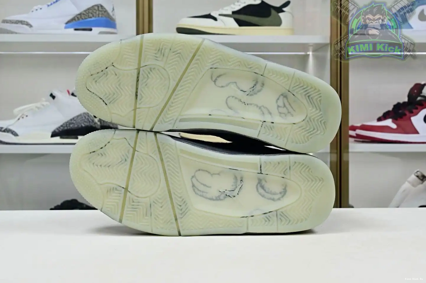4 Kimikick kaws Jordan Jordan Air retro 0722